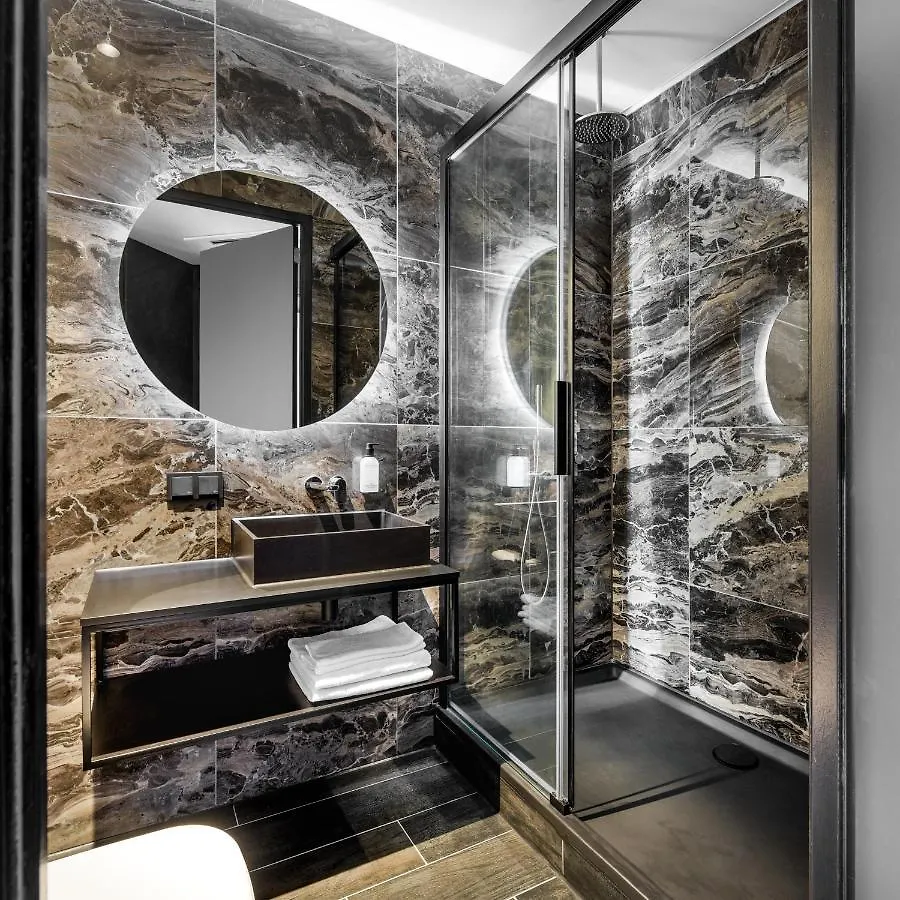 Le Marin Hotel Rotterdam City - Handwritten Collection 4*,  Hollanda